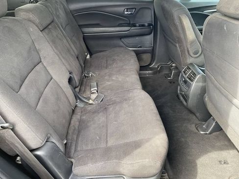 Certified 2022 Honda Pilot Sport image 13