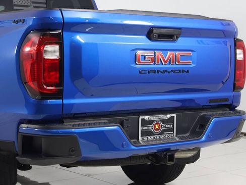 Used 2023 GMC Canyon Elevation w/ Convenience Package image 22