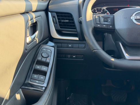 New 2026 Nissan Rogue SV w/ Cold Weather Package FWD image 23