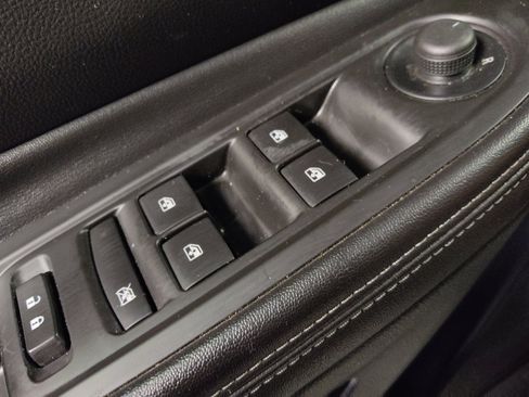 Used 2019 Buick Encore Preferred image 27