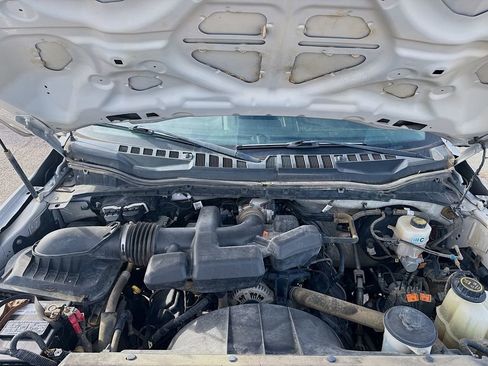 Used 2019 Ford F250 XLT w/ XLT Value Package image 19