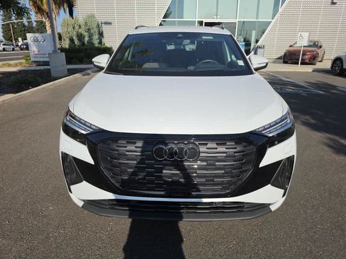 Used 2025 Audi Q4 e-tron Prestige w/ Black Optic Package AWD/4WD image 2
