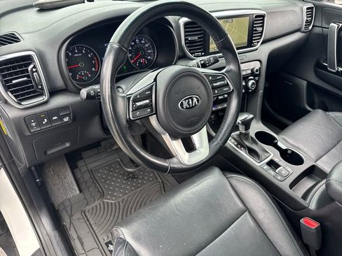 Used 2022 Kia Sportage EX w/ EX Technology Package image 21