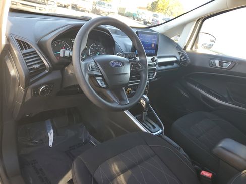 Used 2021 Ford EcoSport SE image 9
