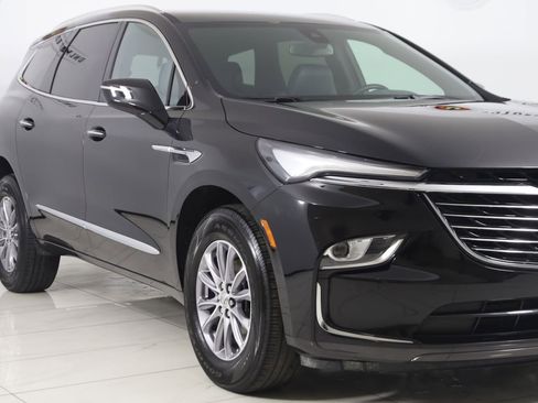 Used 2023 Buick Enclave Essence AWD/4WD image 38