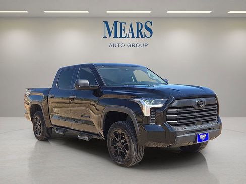 Used 2023 Toyota Tundra SR5 AWD/4WD image 7