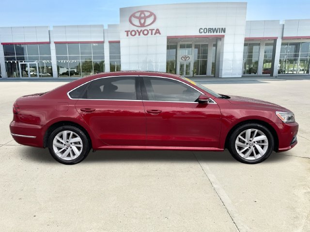 Used 2018 Volkswagen Passat 2.0T SE w/ SE Lighting Package FWD image 6