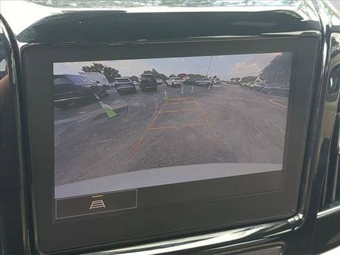Certified 2023 Chevrolet Traverse LT FWD image 13