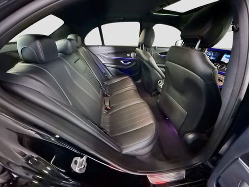 Used 2020 Mercedes-Benz E 350 Sedan w/ Premium Package image 27