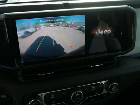 Used 2025 Jeep Wrangler Willys 4xe image 21