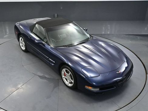 Used 2001 Chevrolet Corvette Convertible RWD image 43