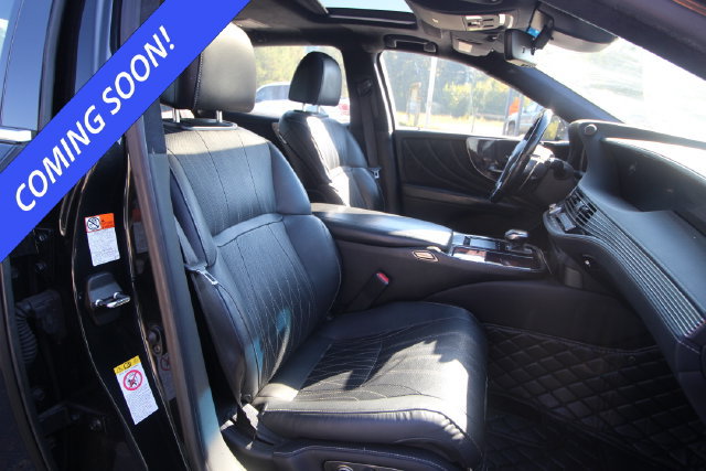 Used 2018 Lexus LS 500 w/ Interior Upgrade Package RWD image 7