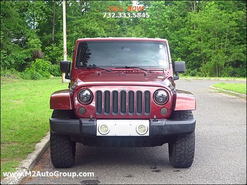 Used 2010 Jeep Wrangler Unlimited Sahara w/ Dual Top Group image 19