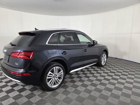 Used 2018 Audi Q5 2.0T Premium Plus w/ Premium Plus Package image 4