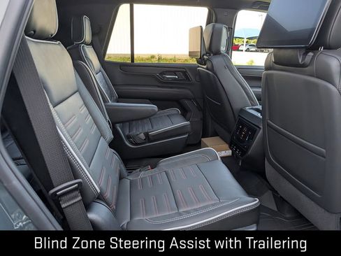 New 2026 GMC Yukon AT4 Ultimate w/ LPO, Floor Liner Package AWD/4WD image 34