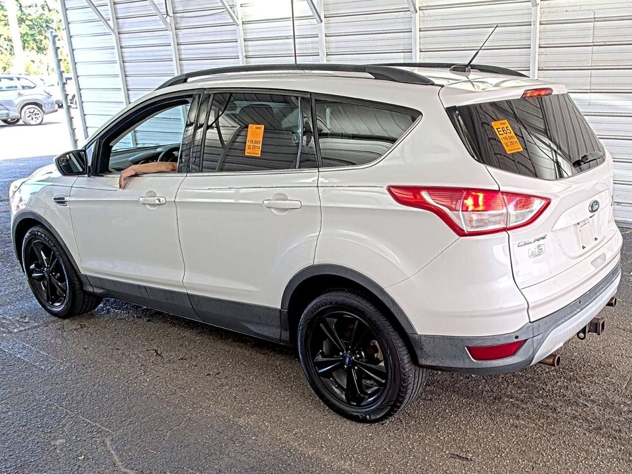 Used 2014 Ford Escape SE w/ Equipment Group 201A FWD image 5