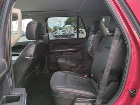 Certified 2021 Ford Expedition Platinum RWD image 16