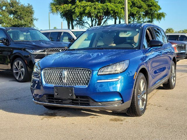 Certified 2020 Lincoln Corsair AWD w/ Premium Package image 3