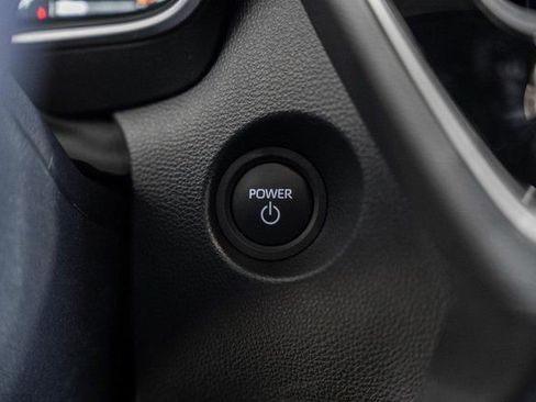 Used 2026 Toyota Corolla Cross XSE image 28