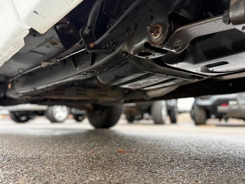 Used 2003 GMC Sonoma SL w/ Convenience Package image 51