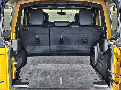 Used 2021 Jeep Wrangler Unlimited Sahara image 23