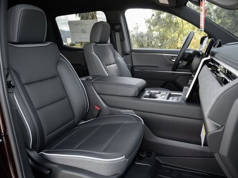 New 2026 GMC Sierra EV Elevation AWD/4WD image 38