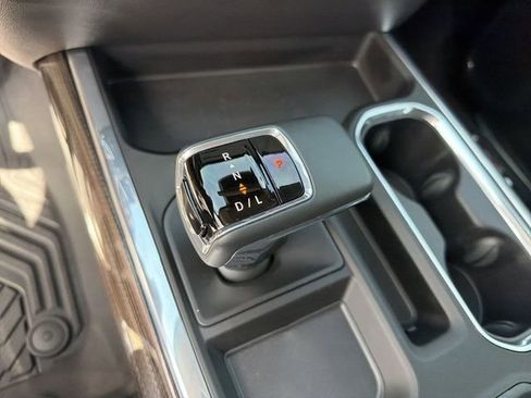 Used 2025 Chevrolet Silverado 1500 LT Trail Boss w/ LT Trail Boss Premium Package image 22