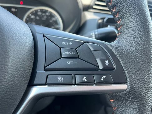 New 2025 Nissan Versa SR FWD image 12