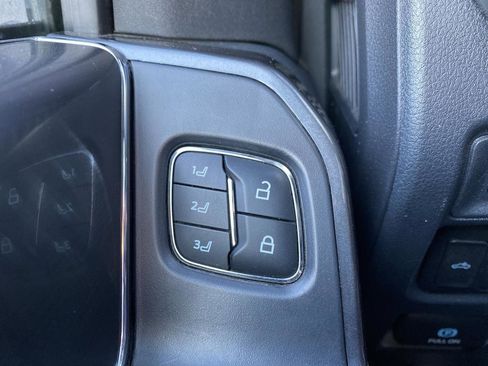 Used 2021 Ford F150 Lariat w/ Equipment Group 502A High image 12