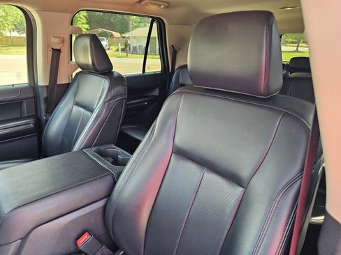 Used 2023 Ford Expedition Max XLT AWD/4WD image 34