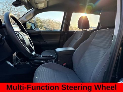 Used 2022 Toyota Tacoma SR image 12