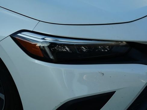 Used 2024 Honda Civic EX-L image 9