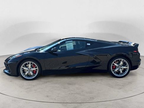 Used 2023 Chevrolet Corvette Stingray Premium Cpe w/ Z51 Performance Package RWD image 8