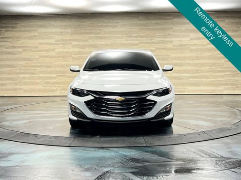 Used 2020 Chevrolet Malibu RS FWD image 5