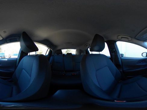 Used 2025 Toyota Prius LE image 42