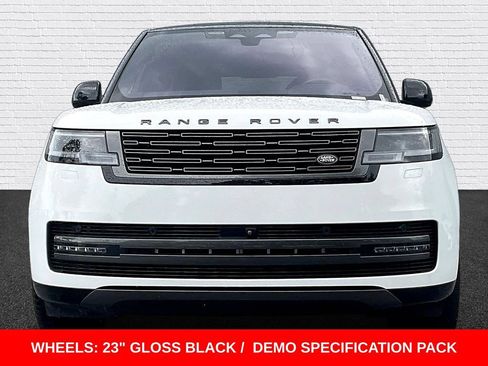 Used 2022 Land Rover Range Rover SE AWD/4WD image 2