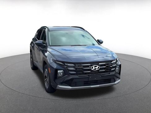 Used 2026 Hyundai Tucson SEL FWD image 3