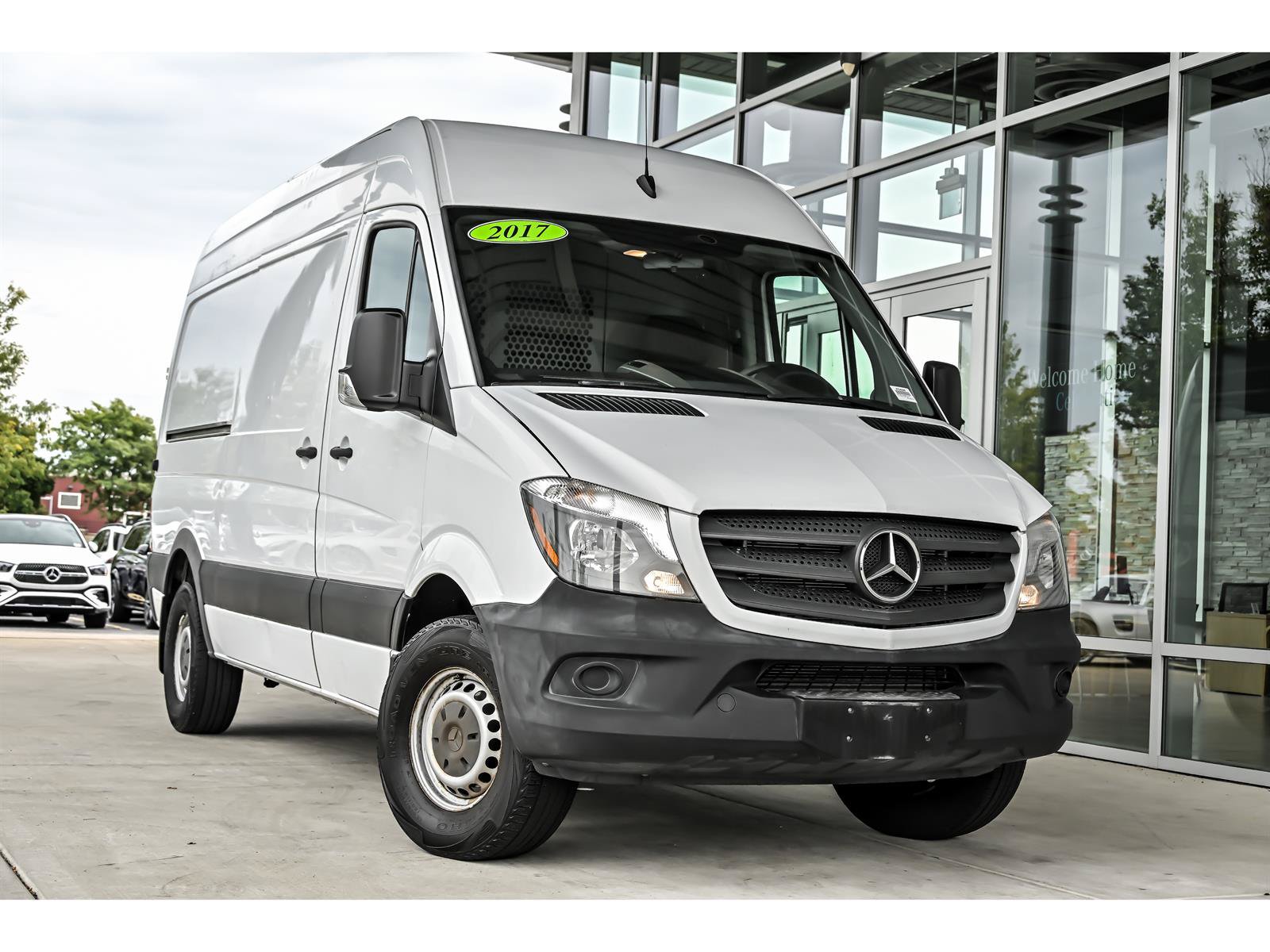 Used 2017 Mercedes-Benz Sprinter 2500 image 1