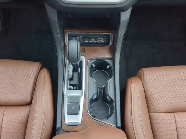 Used 2025 Subaru Ascent Touring w/ Popular Package #1 AWD/4WD image 23