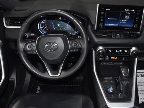 Used 2021 Toyota RAV4 XSE image 15