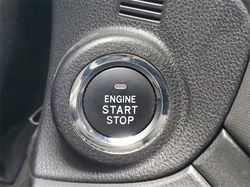 Used 2022 Subaru Outback Premium image 25