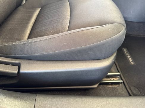 Used 2023 Nissan Altima 2.5 SV image 23