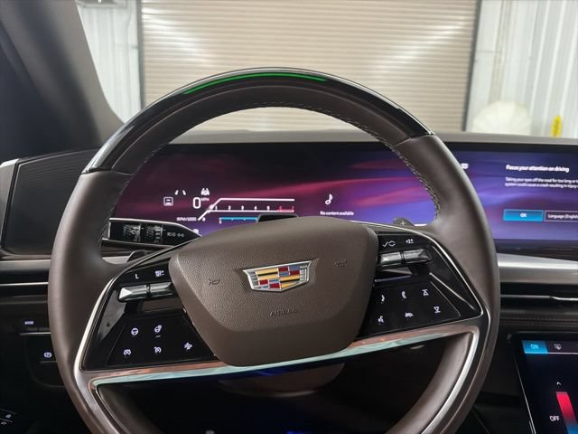 Certified 2026 Cadillac Escalade Luxury w/ LPO, Floor Liner Package RWD image 23