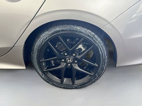 Used 2022 Honda Civic Sport image 23