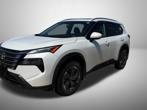 Used 2024 Nissan Rogue SV w/ SV Premium Package AWD/4WD image 1