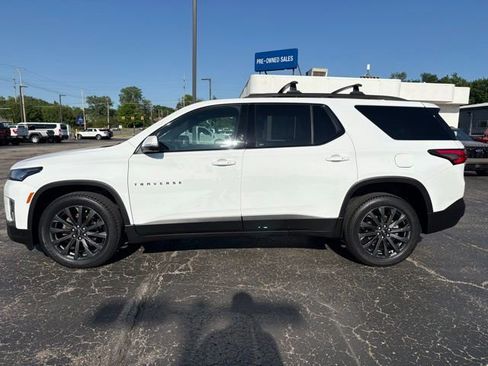 Used 2023 Chevrolet Traverse RS AWD/4WD image 5