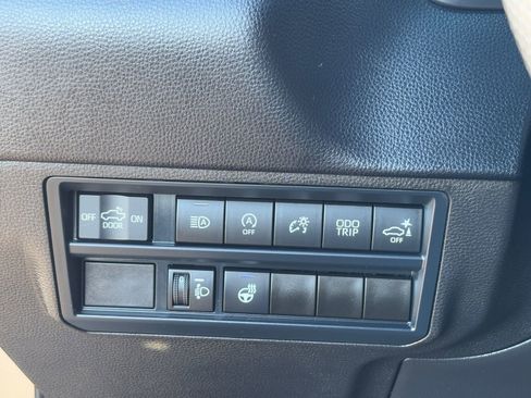 Used 2025 Toyota Tundra SR5 w/ TRD Off-Road Package image 27