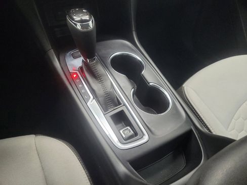 Used 2020 Chevrolet Equinox LS AWD/4WD image 26