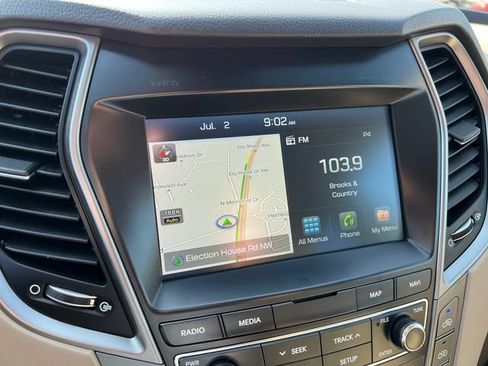 Used 2019 Hyundai Santa Fe XL FWD image 18