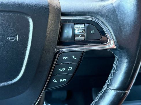 Used 2019 Lincoln Navigator Reserve w/ Cargo Package image 37